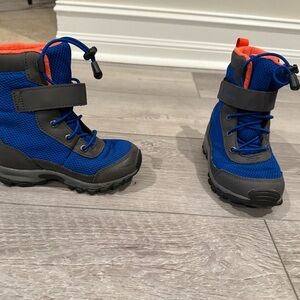 Columbia Kids' Blue and Orange Snow Boots